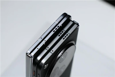 Hợp kim Titan được sử dụng như thế nào trong các linh kiện chính xác của điện...